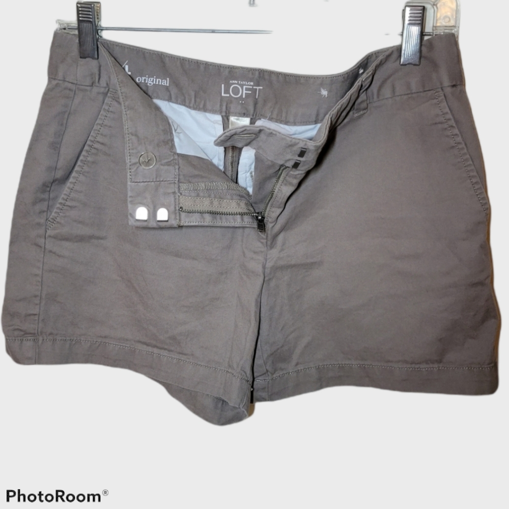 Cream shorts LOFT